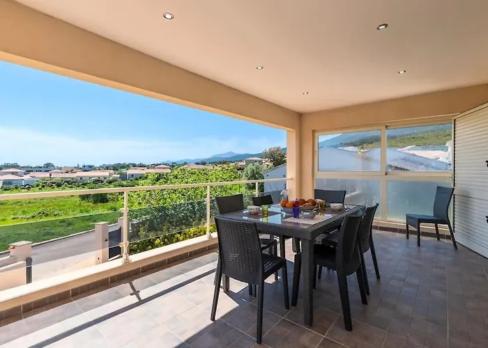 Villa Piscine 6 Personnes-3 Chambres-Climatisee